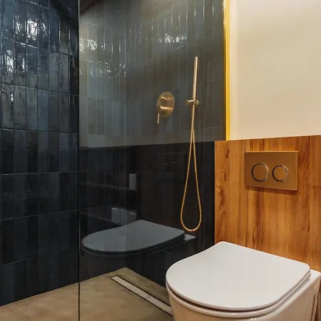 아파트 Cozy In The Center Of *