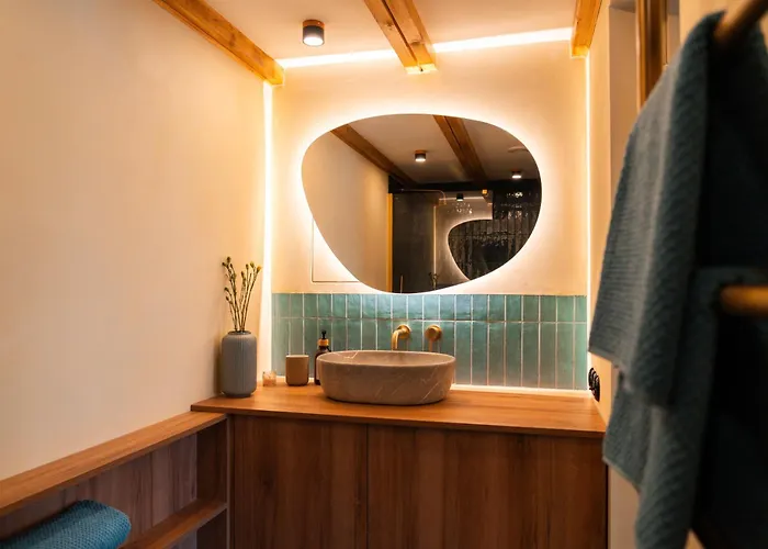 Cozy In The Center Of 아파트